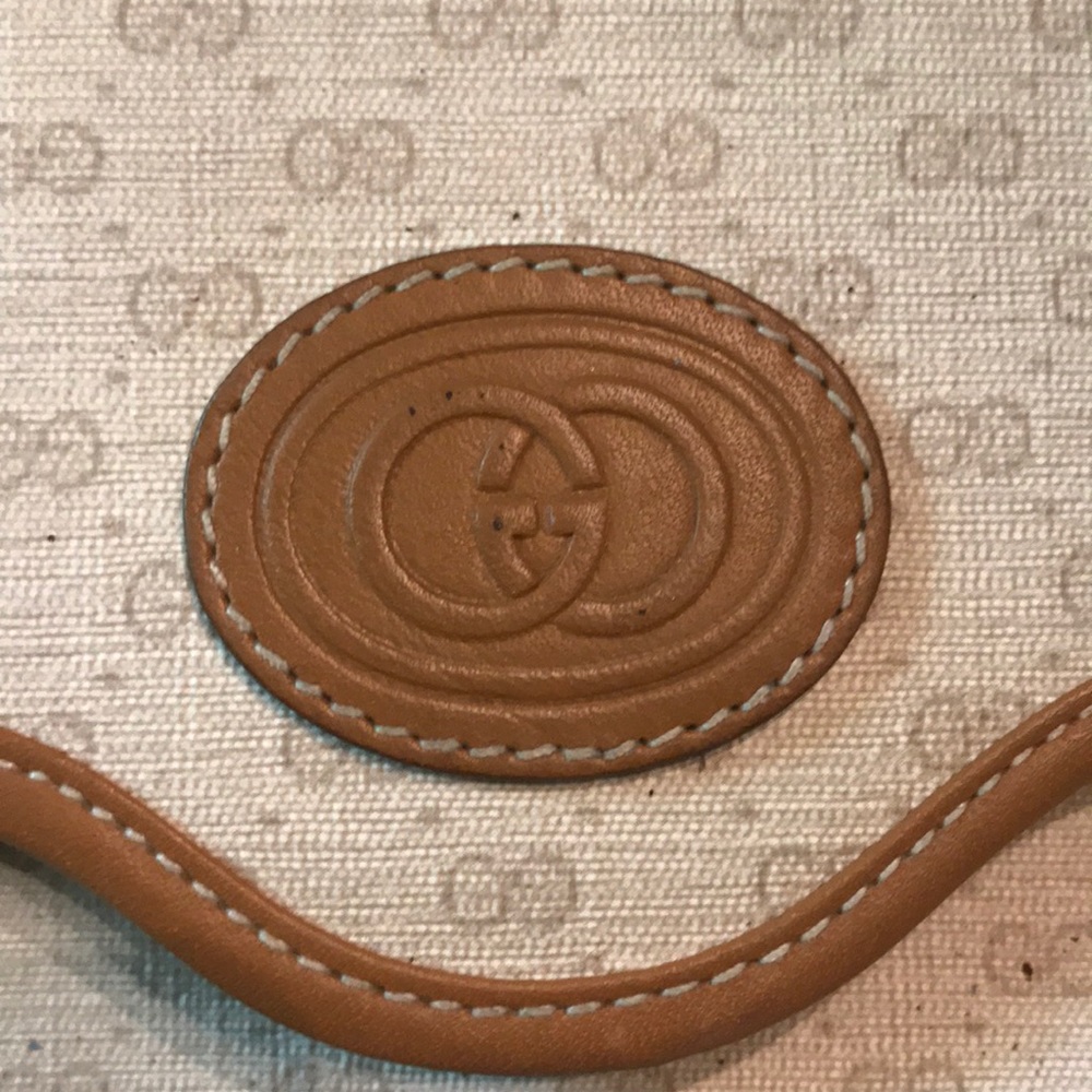 Handbag - Picture 2 of 4